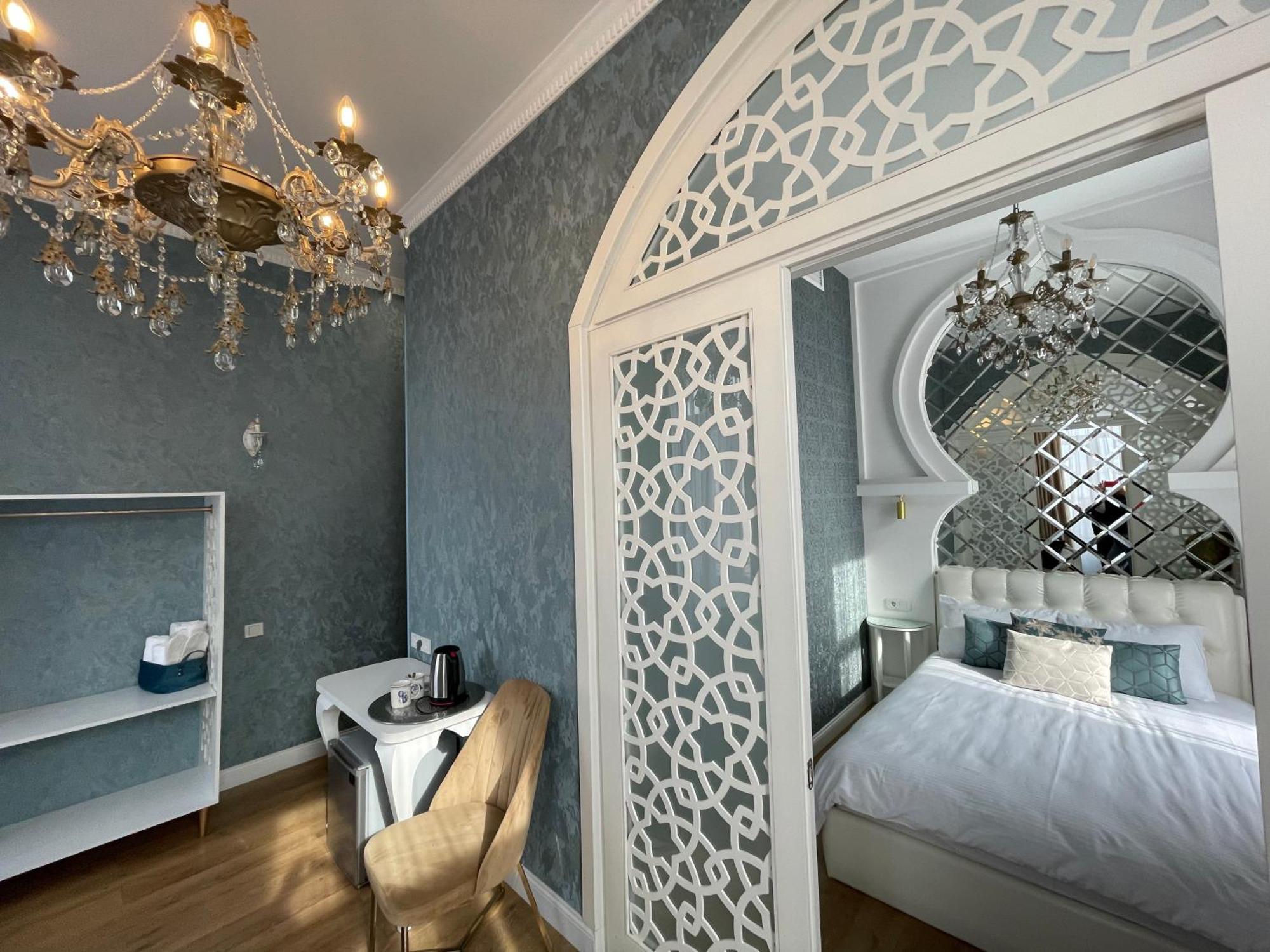 Rikhe Palace Boutique Hotel تبليسي المظهر الخارجي الصورة